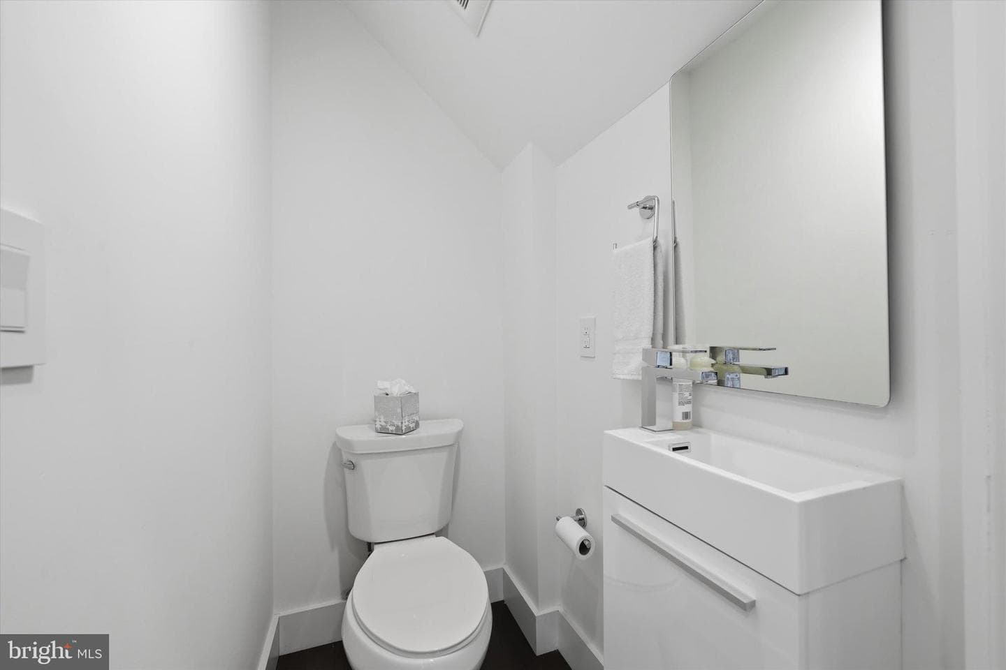 1341 S Garnet Street photo 22