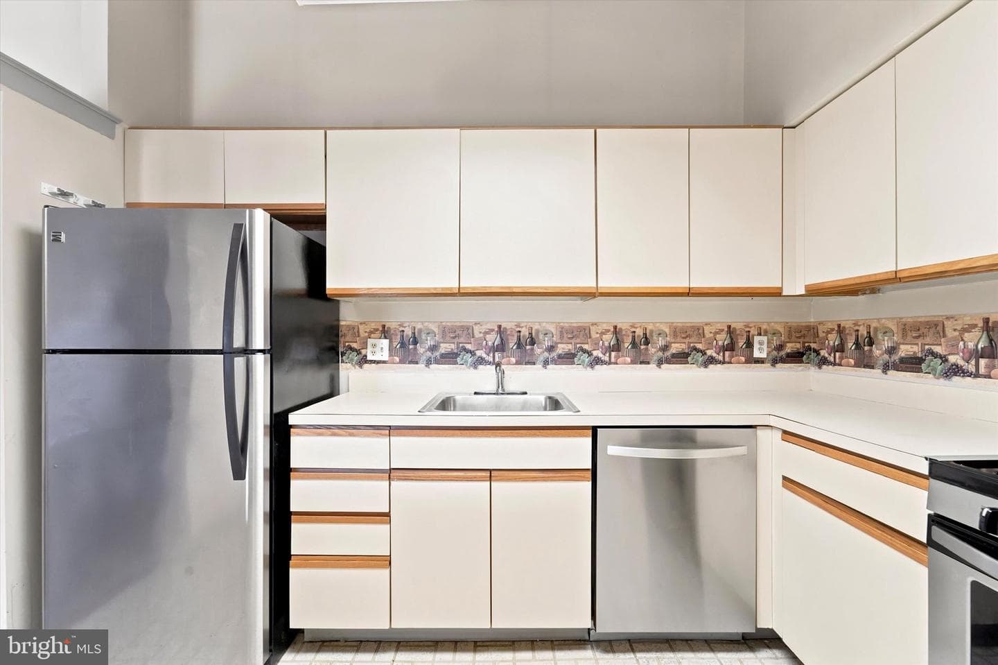 58201 Delaire Landing Road #201 photo 11