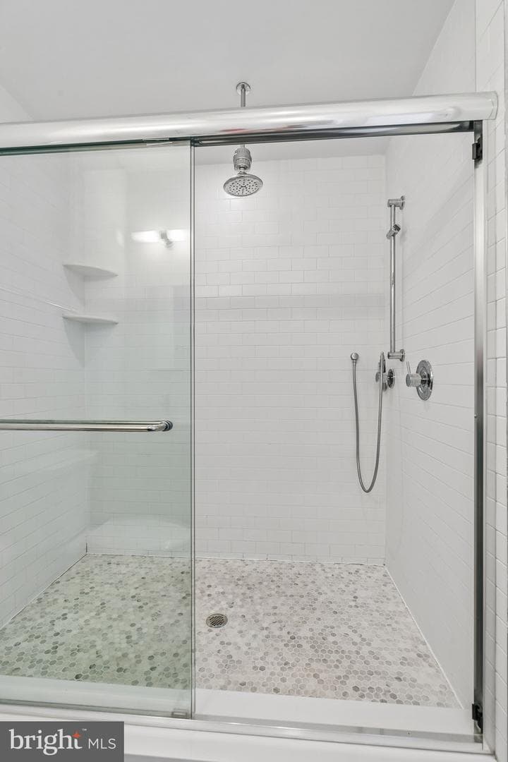 407 Fairmount photo 21