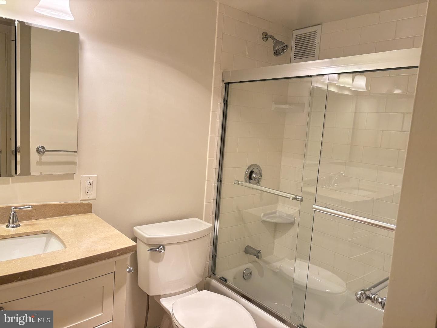 224 W Rittenhouse Square #213 photo 26