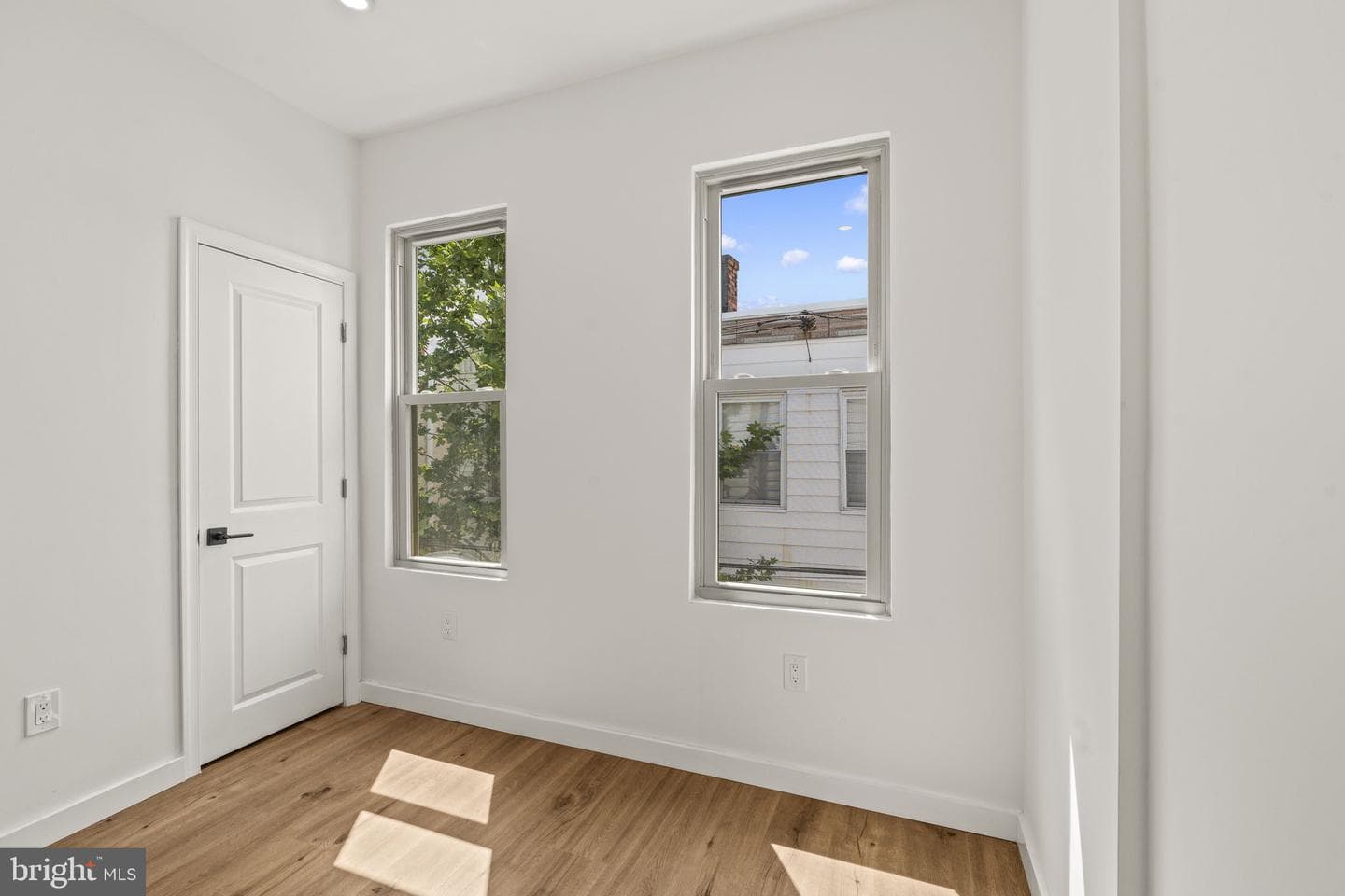 2514 S Bancroft Street photo 14