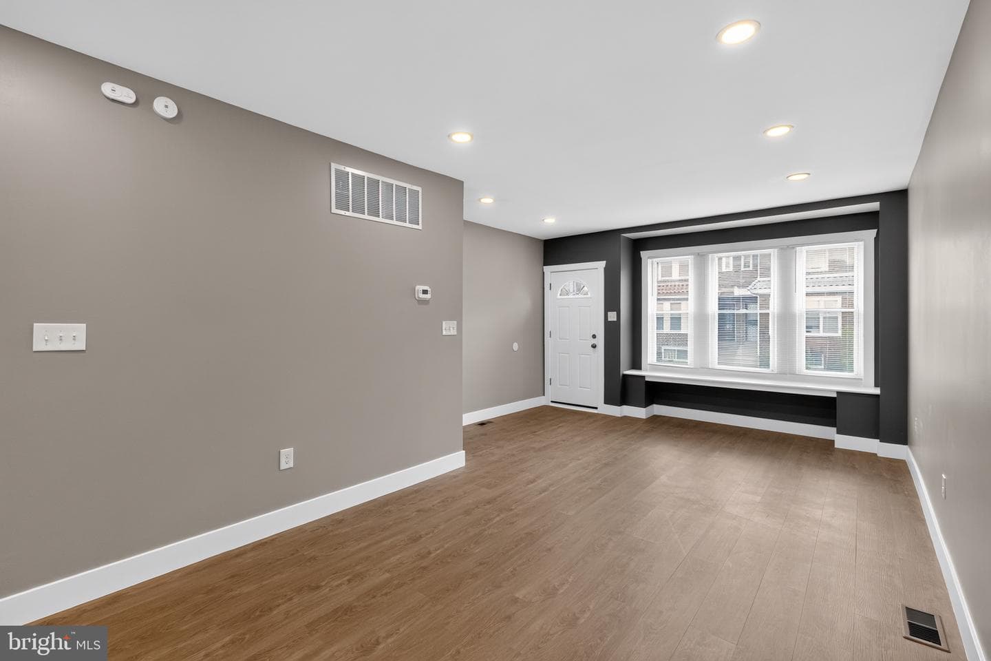 223 Kenilworth Avenue photo 12