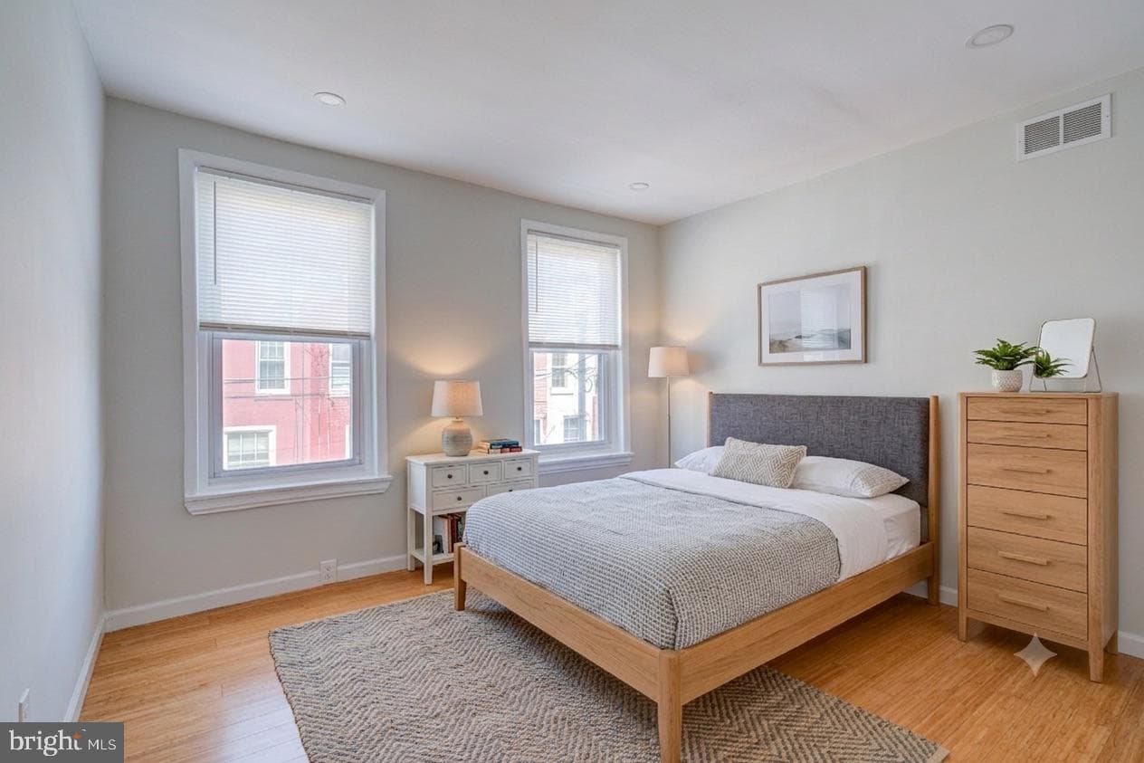 2606 E Madison St, Philadelphia