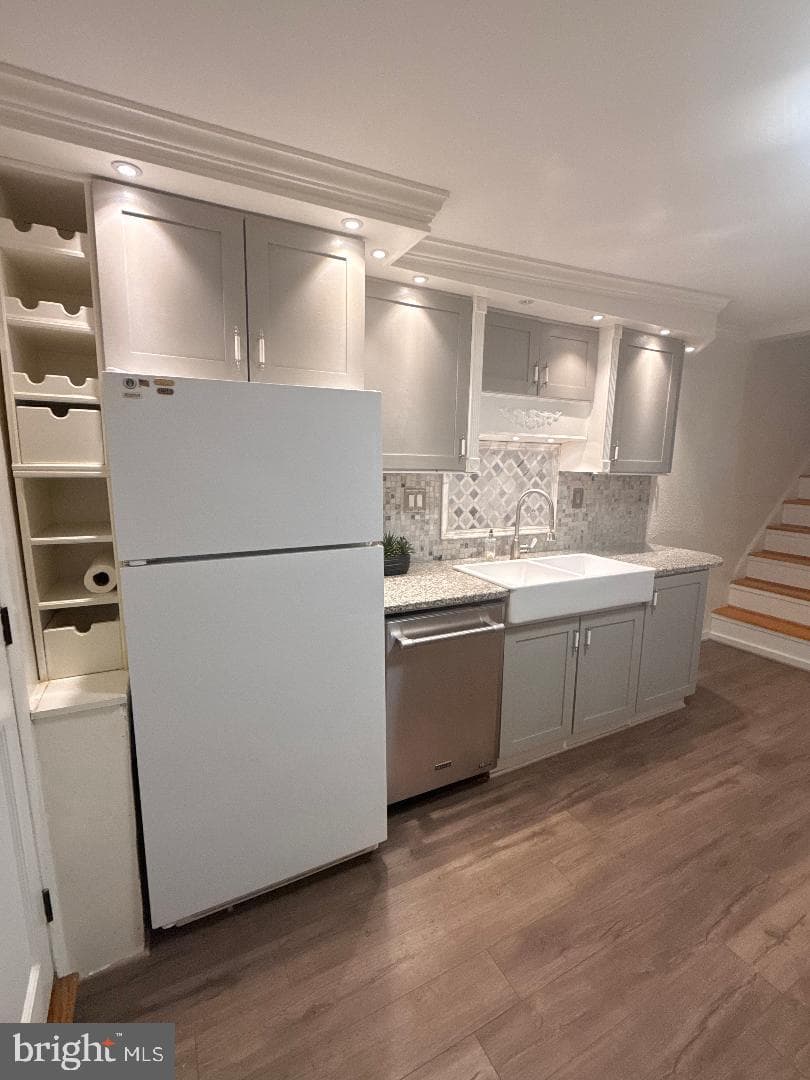 4750 Mercer Street photo 8