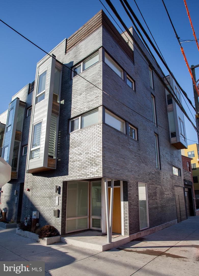 301 Brown Street #a, Philadelphia