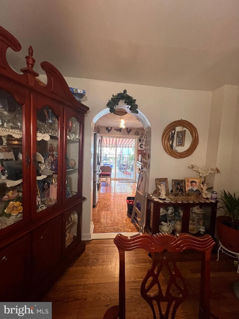 1236 N Howard Street photo 5