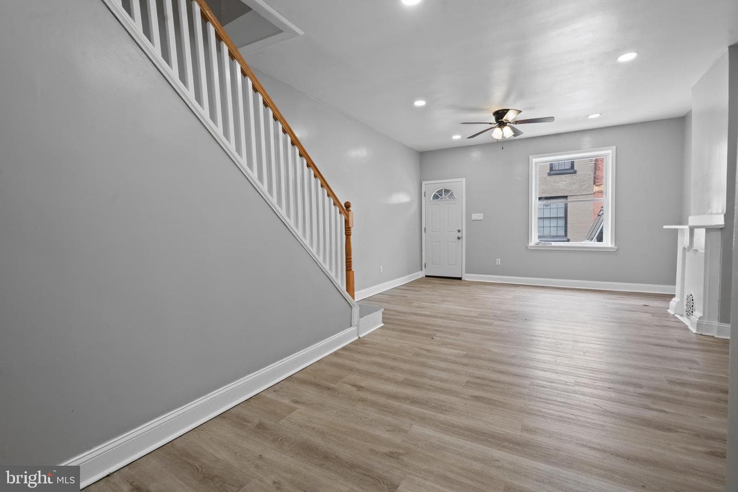 1715 N Lecount Street photo 3