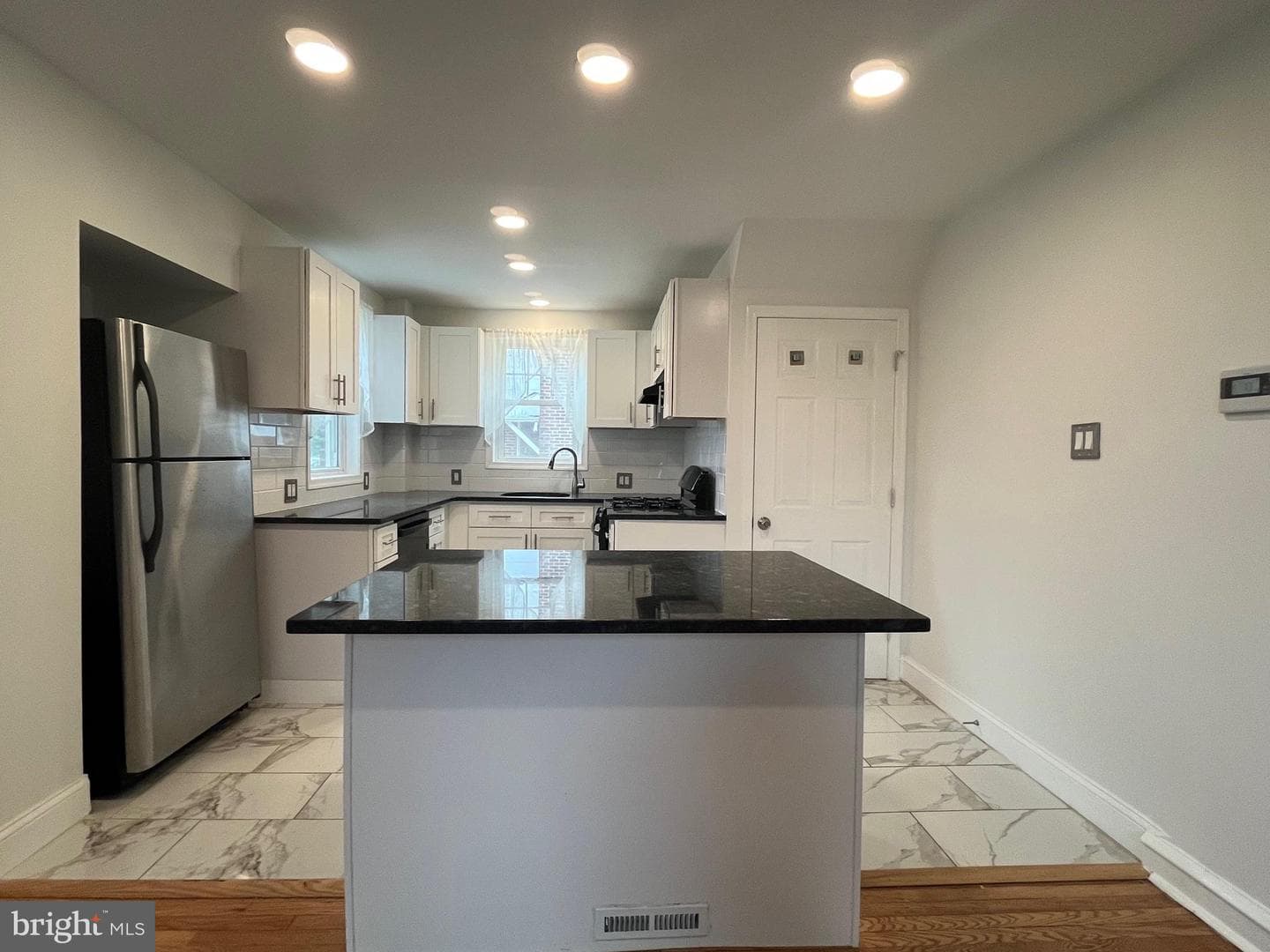 1314 Disston St photo 14