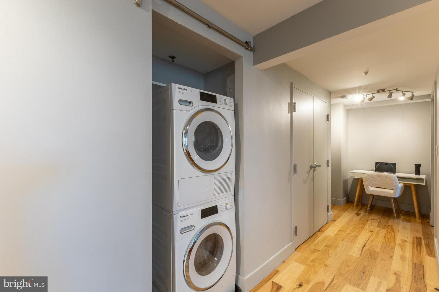 219 S 18th Street #412 photo 8