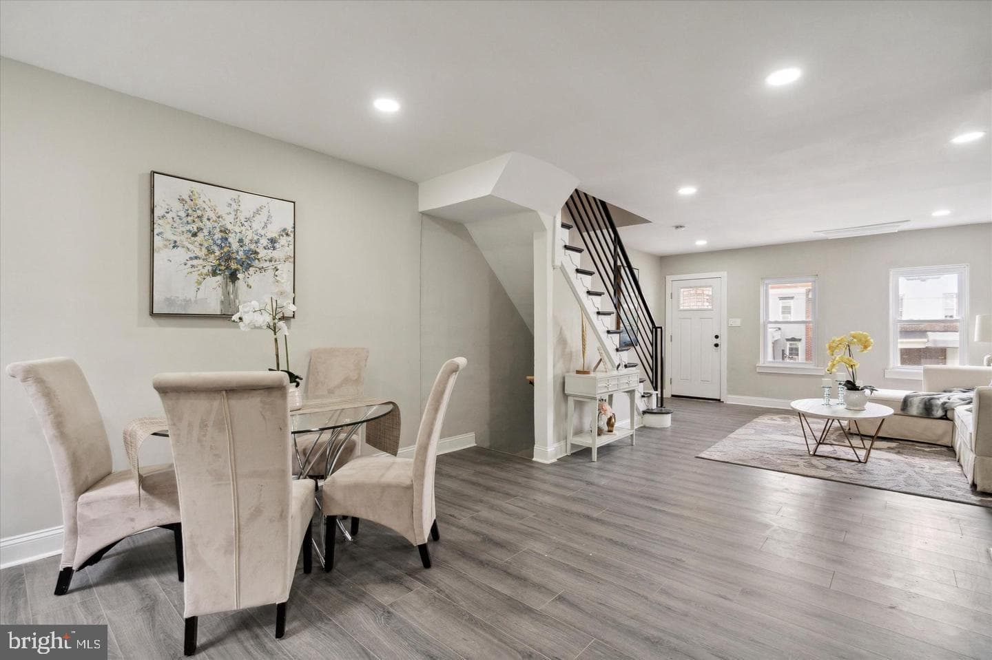 5327 W Oxford Street photo 10