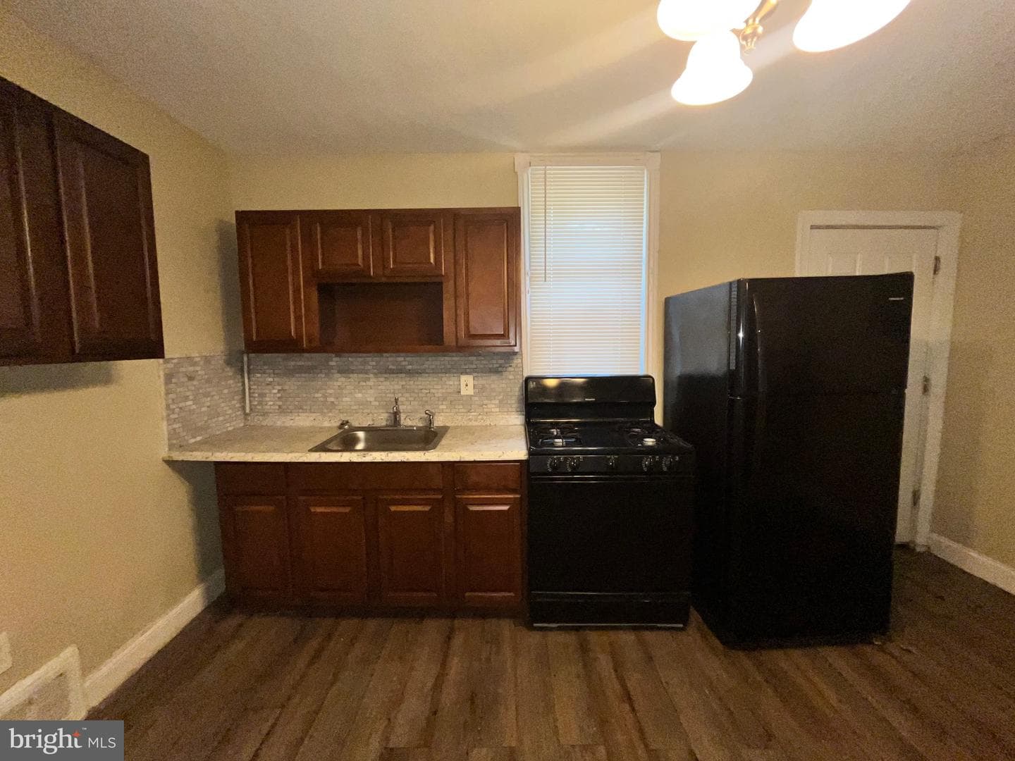 250 N Horton Street photo 5