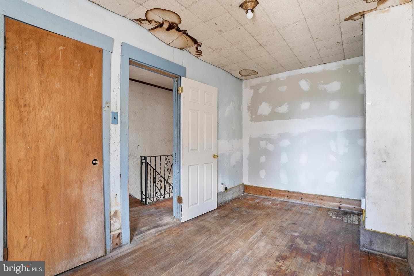 6154 Walker Street photo 15