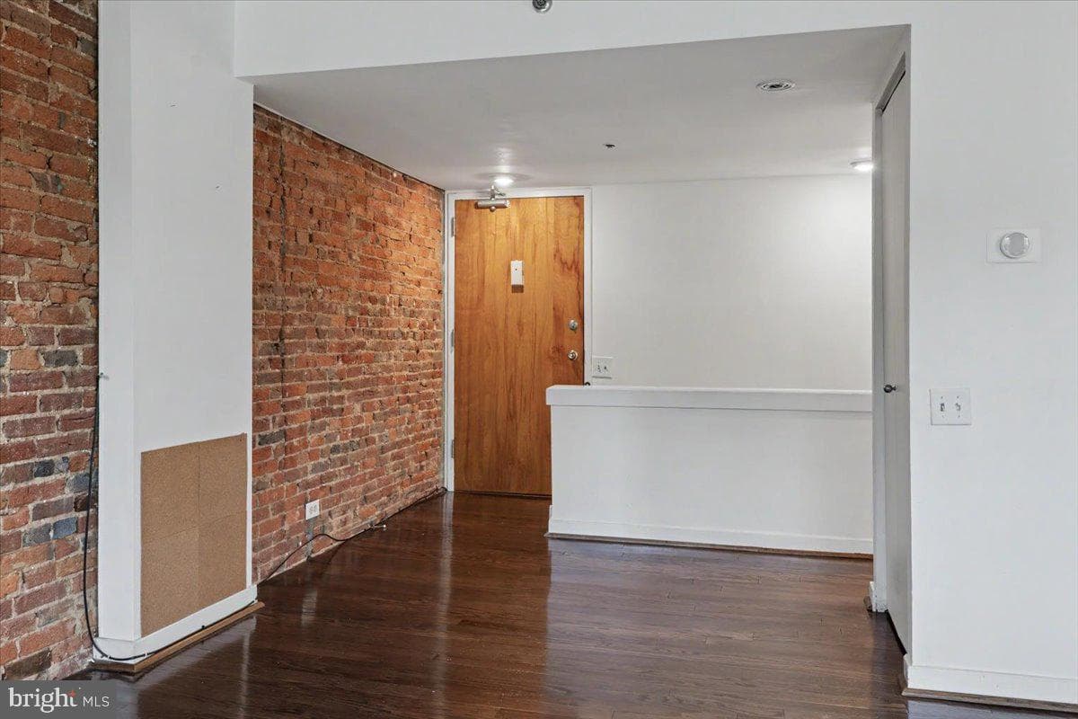 301 Race Street #316 photo 5