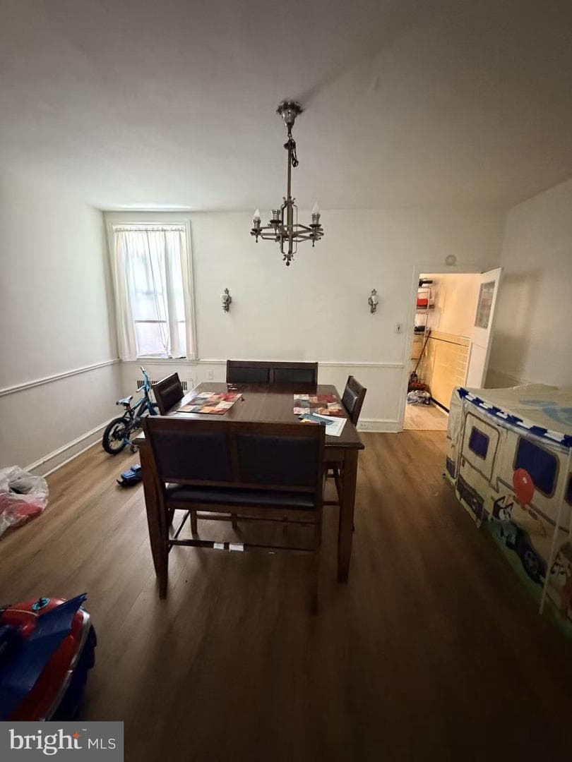 3229 Wellington Street photo 5