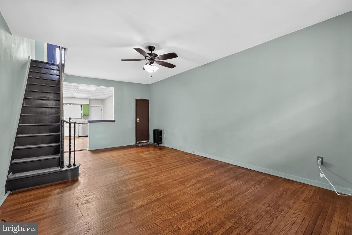 2336 S Chadwick Street photo 3