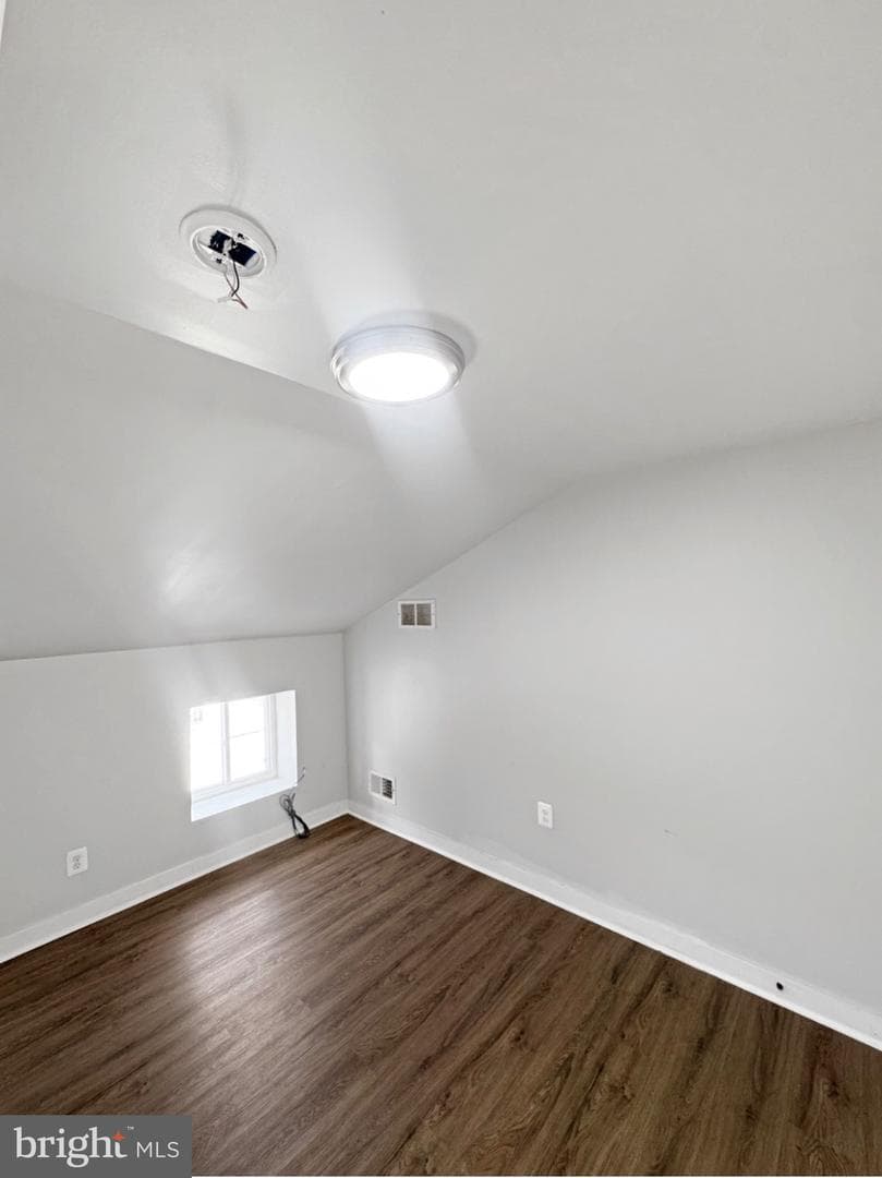 1245 Adams Avenue photo 20