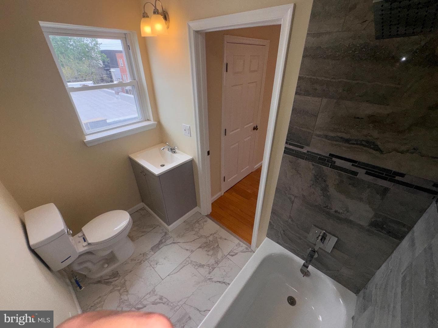 1435 S Juniper Street photo 25