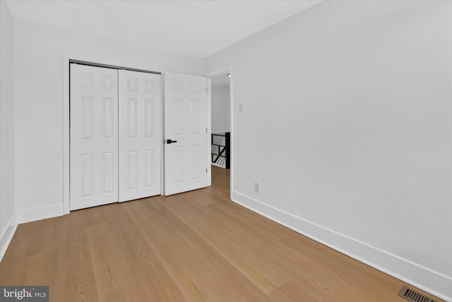 8613 Rugby Street photo 22