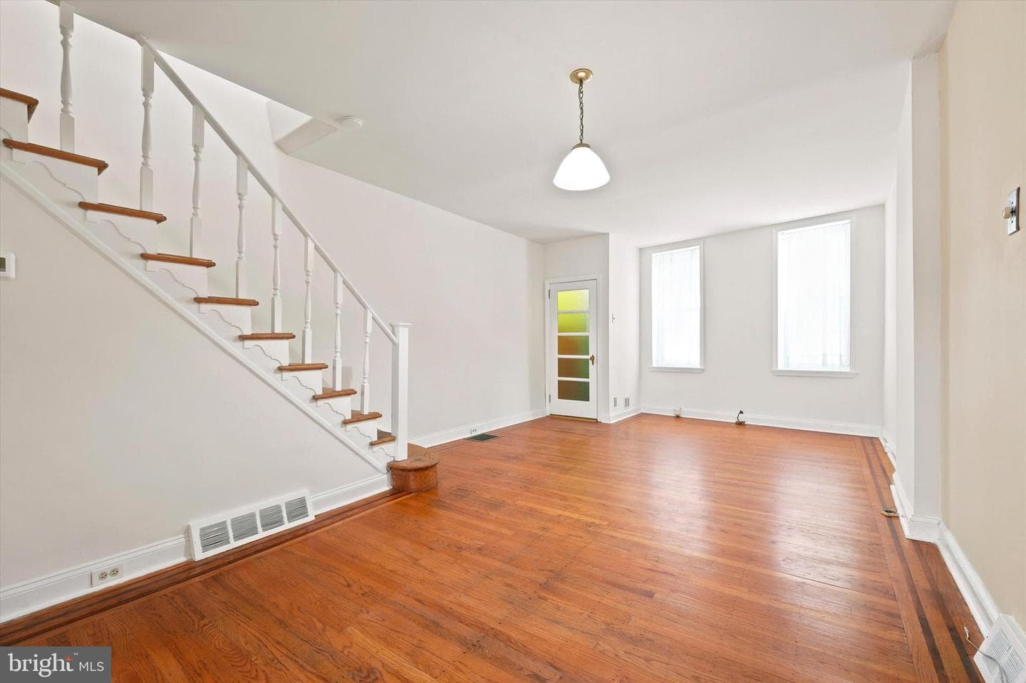 706 Salter Street photo 9