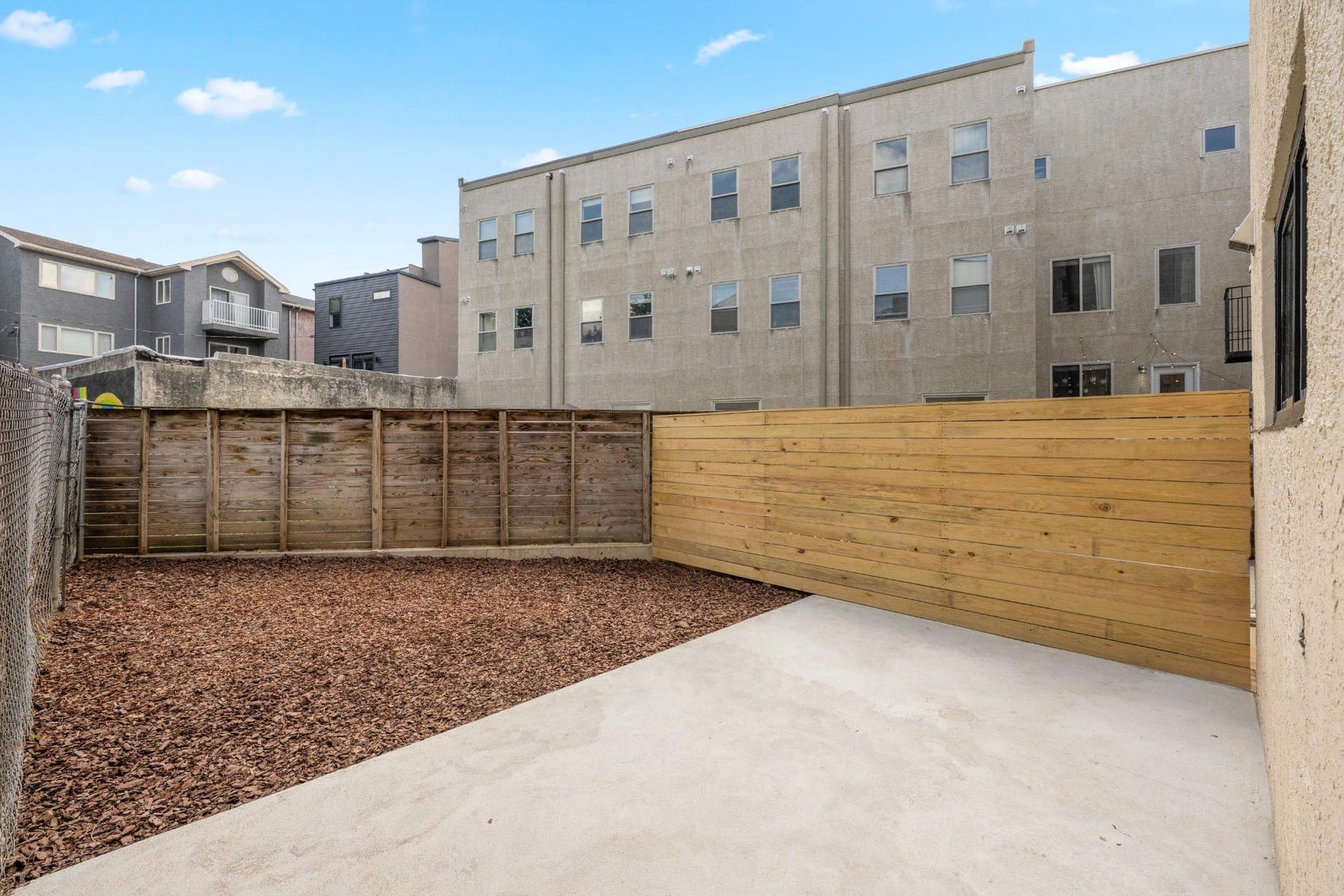 440 Poplar Street photo 12