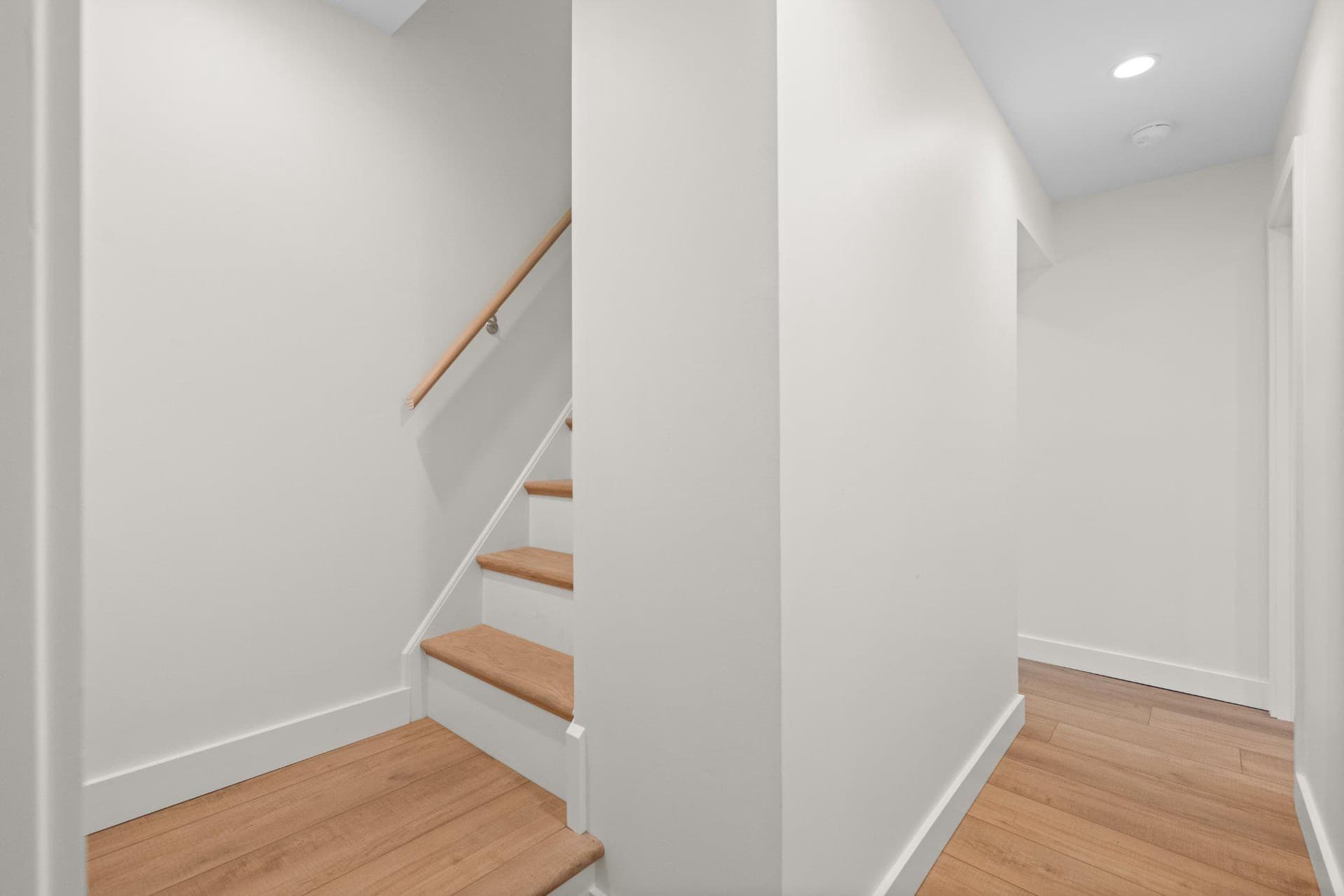 440 Poplar Street photo 22