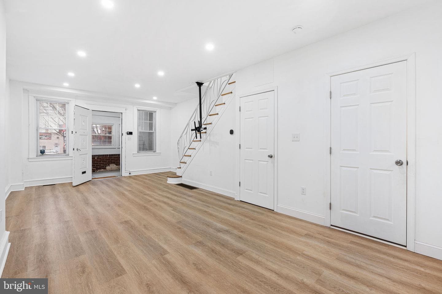 3870 Frankford Avenue photo 14