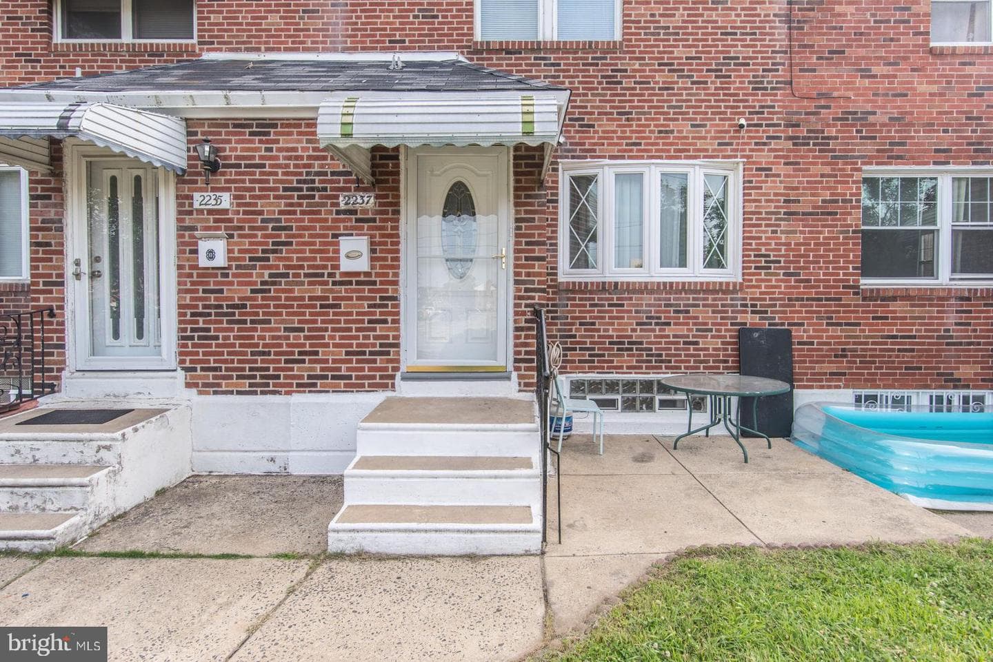 2237 Knorr Street photo 4