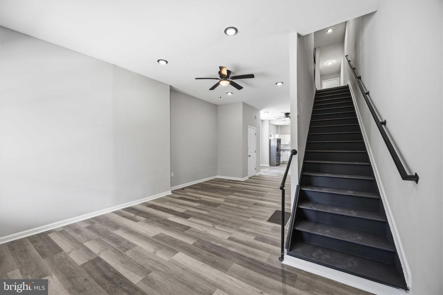263 W Duval Street, Philadelphia