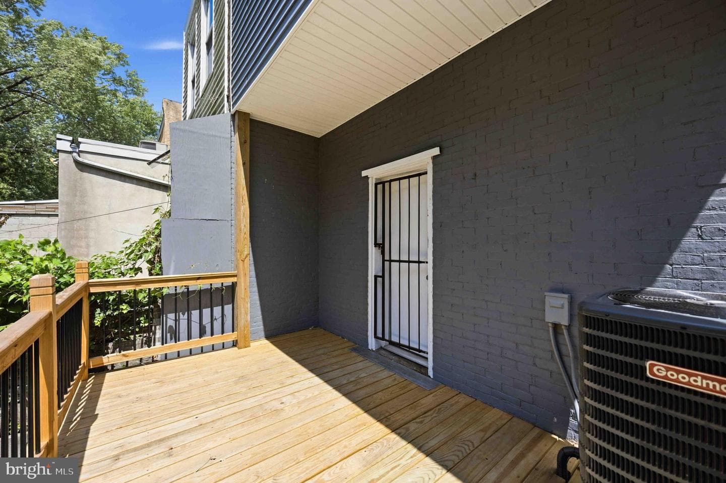 263 W Duval Street photo 31