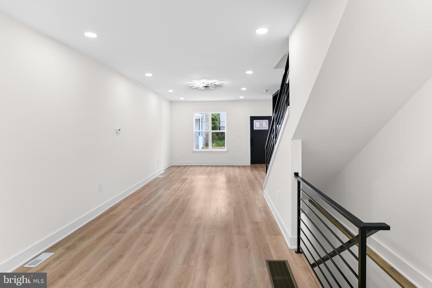 5114 Ranstead Street photo 12