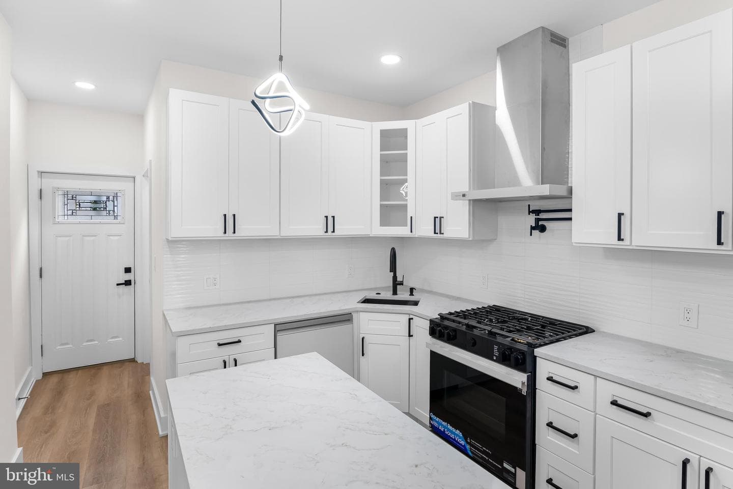5114 Ranstead Street photo 15