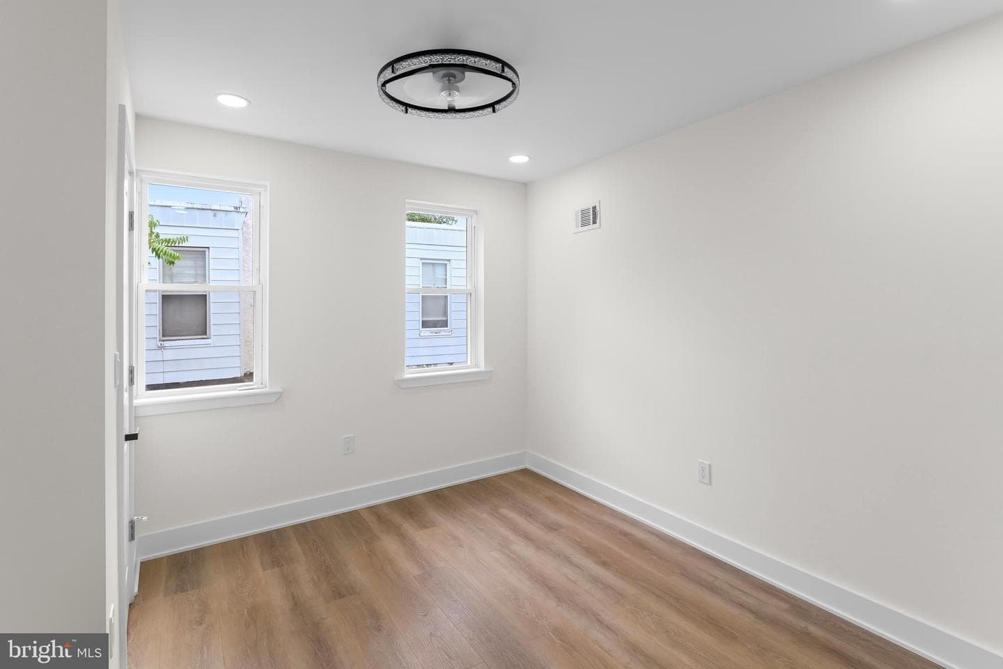 5114 Ranstead Street photo 25