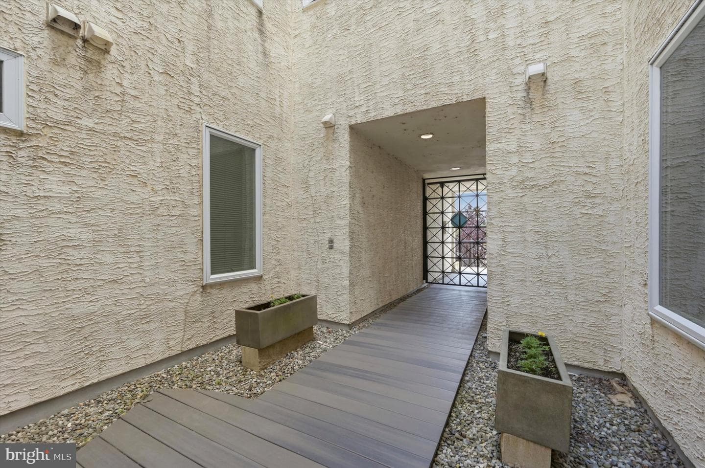 1022 Fairmount Avenue #2, Philadelphia