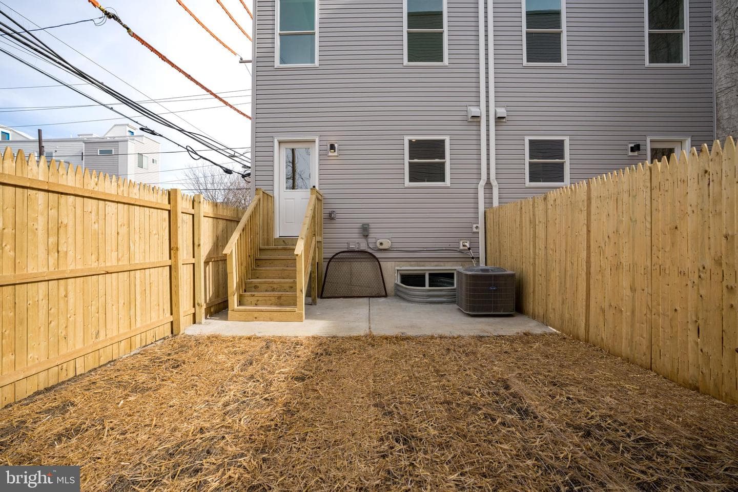 2480 Emerald Street photo 42