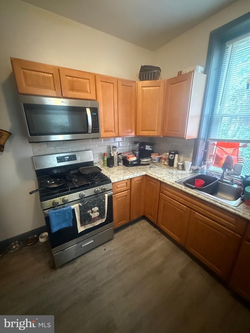 62 N Farson St photo 7