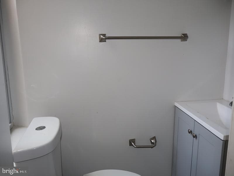 6037 Spruce Street photo 30