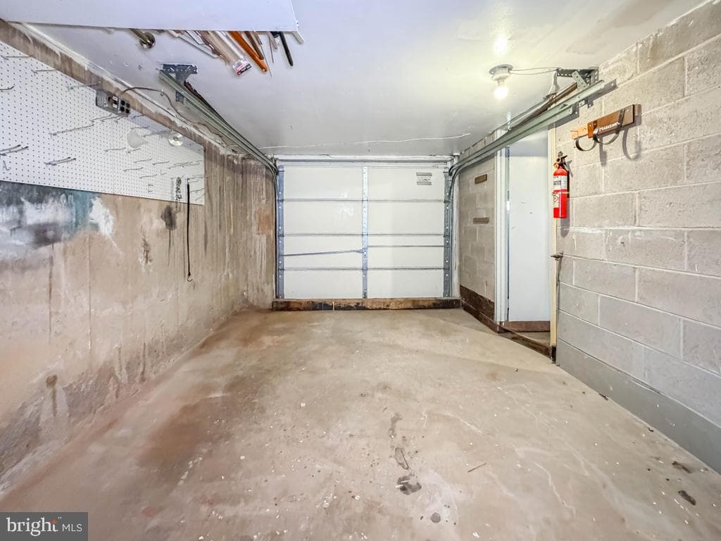 3457 Aubrey Avenue photo 26