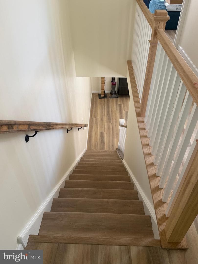 647 Kerper Street photo 18