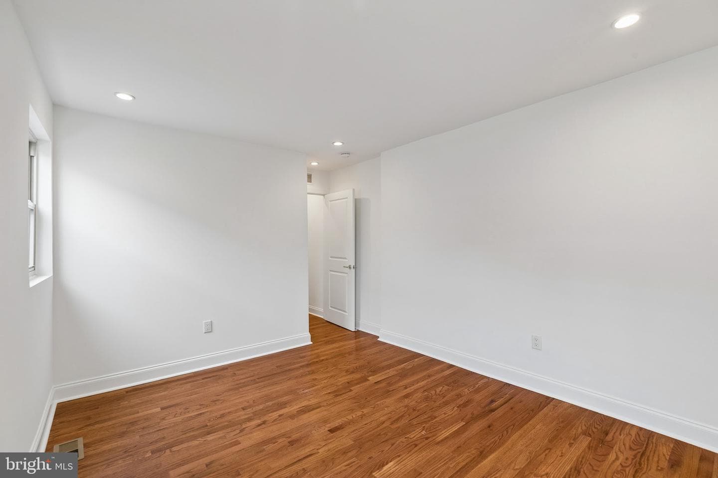 1818 S 4th Street photo 22