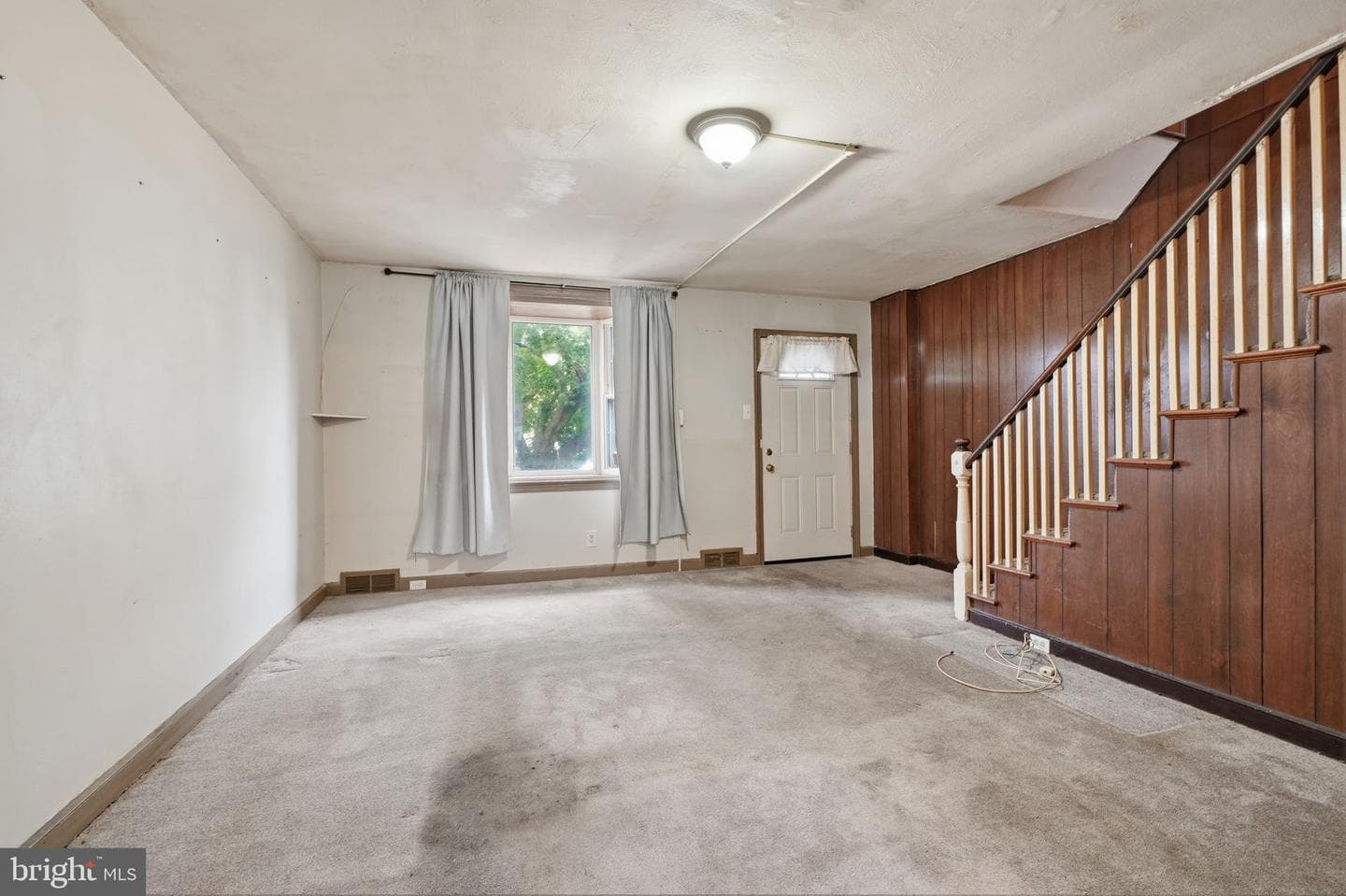 4733 Lansing Street photo 9