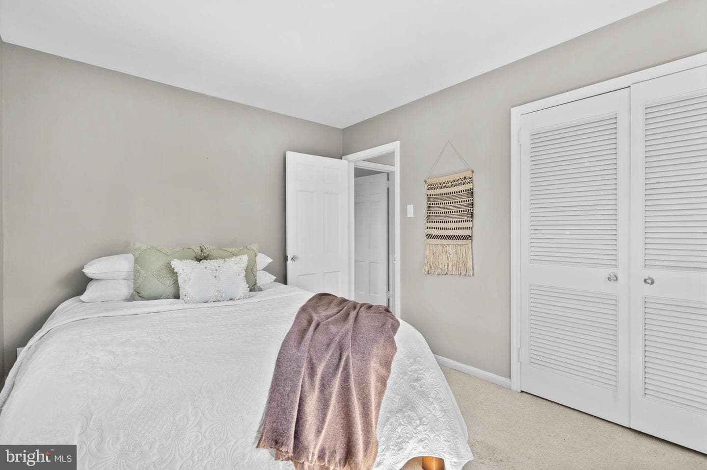 8720 Stenton Avenue photo 22