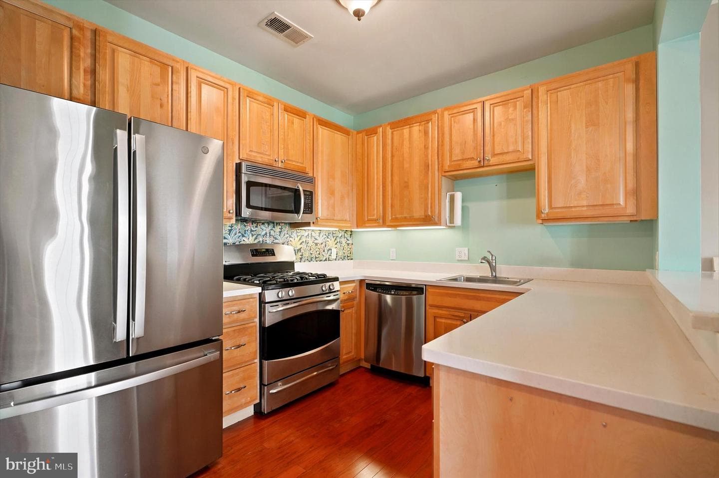 200 Ernest Way #236 photo 6