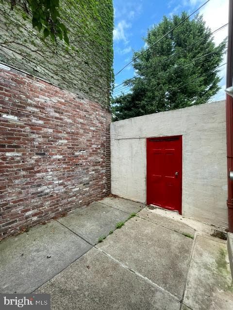 433 W George Street photo 11