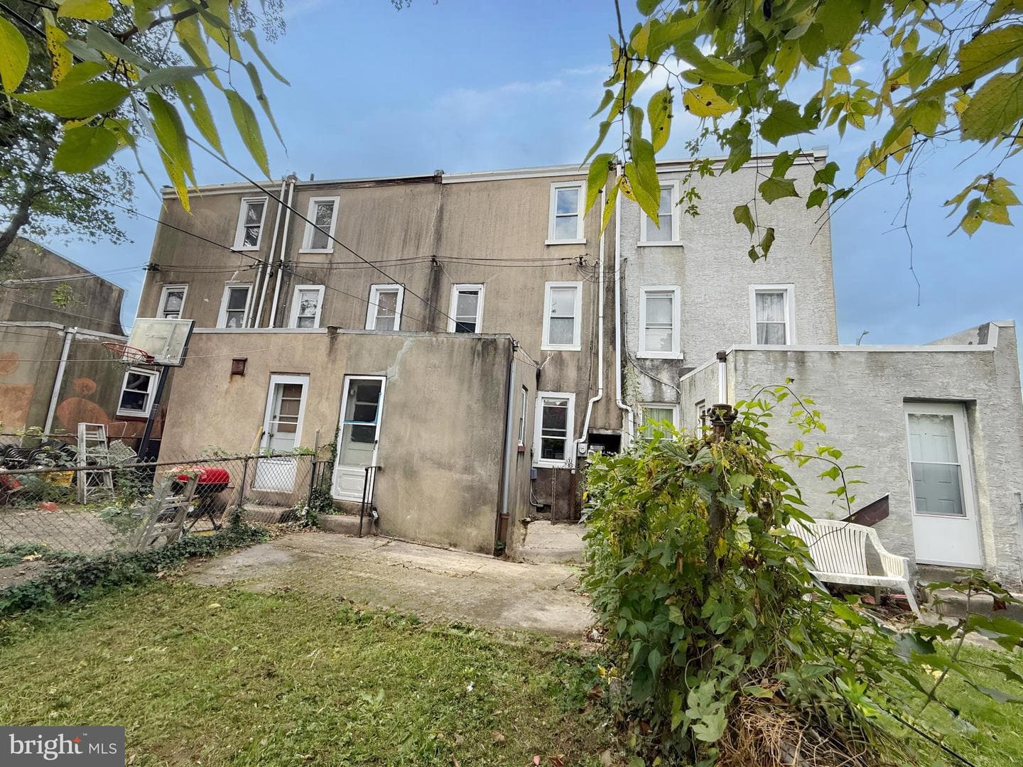 70 E Springer Street photo 3