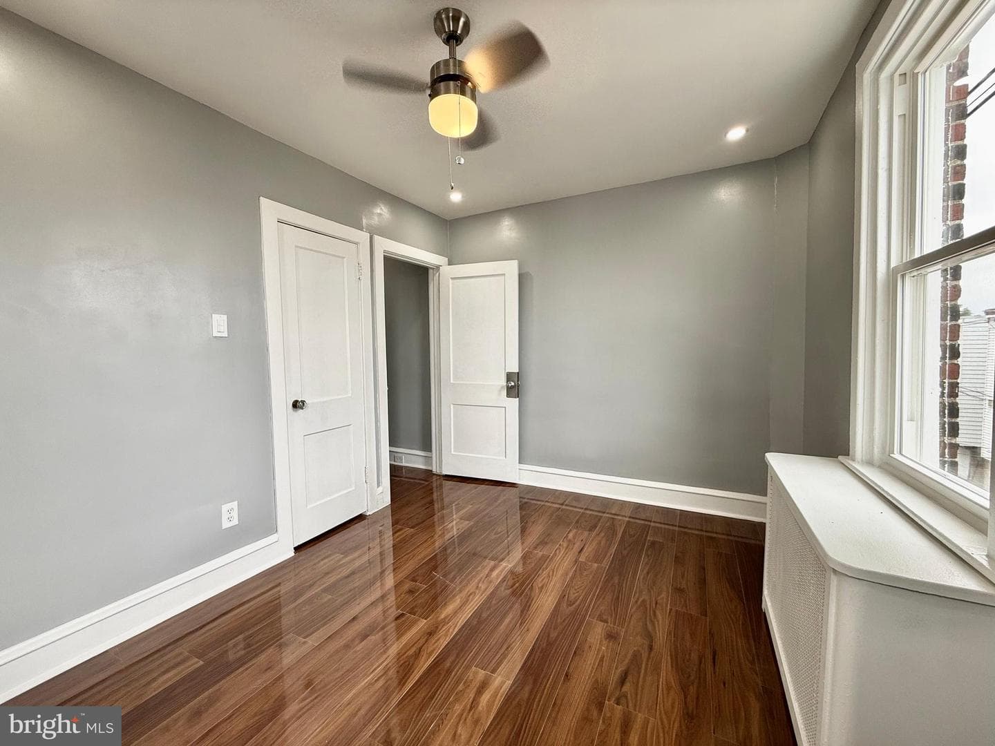 207 W Nedro Avenue photo 42