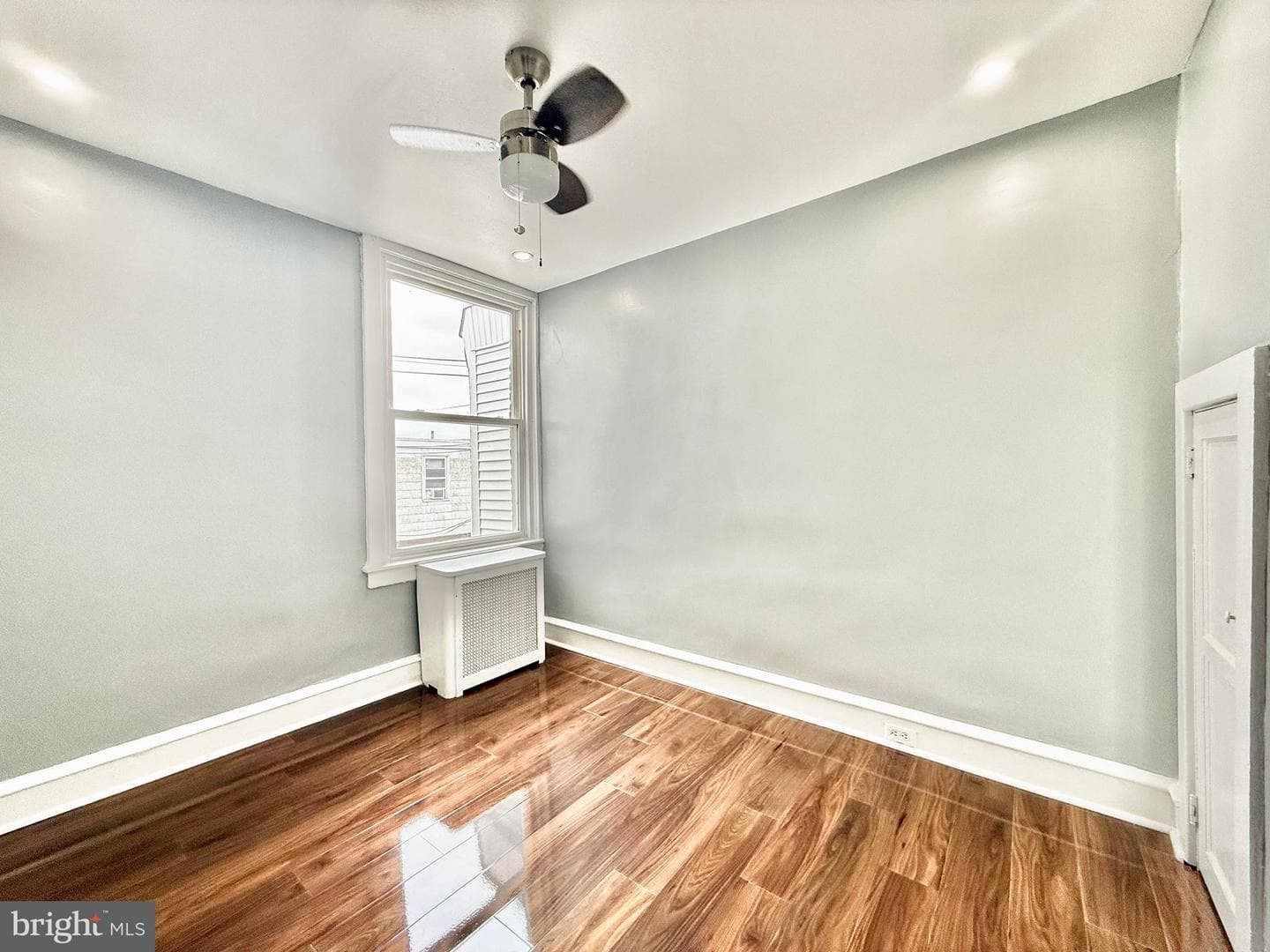 207 W Nedro Avenue photo 47