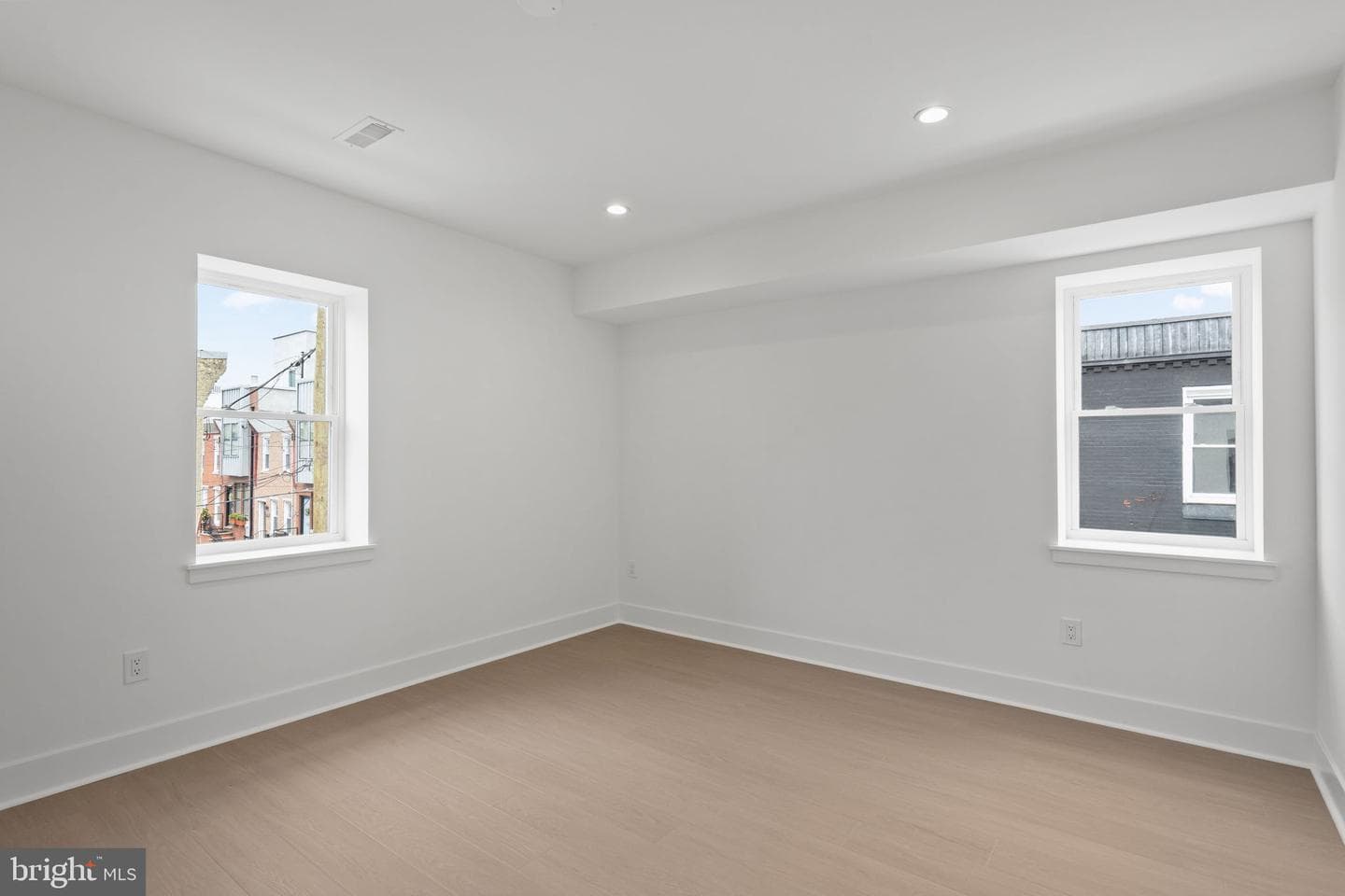 1240 S 21st Street photo 22