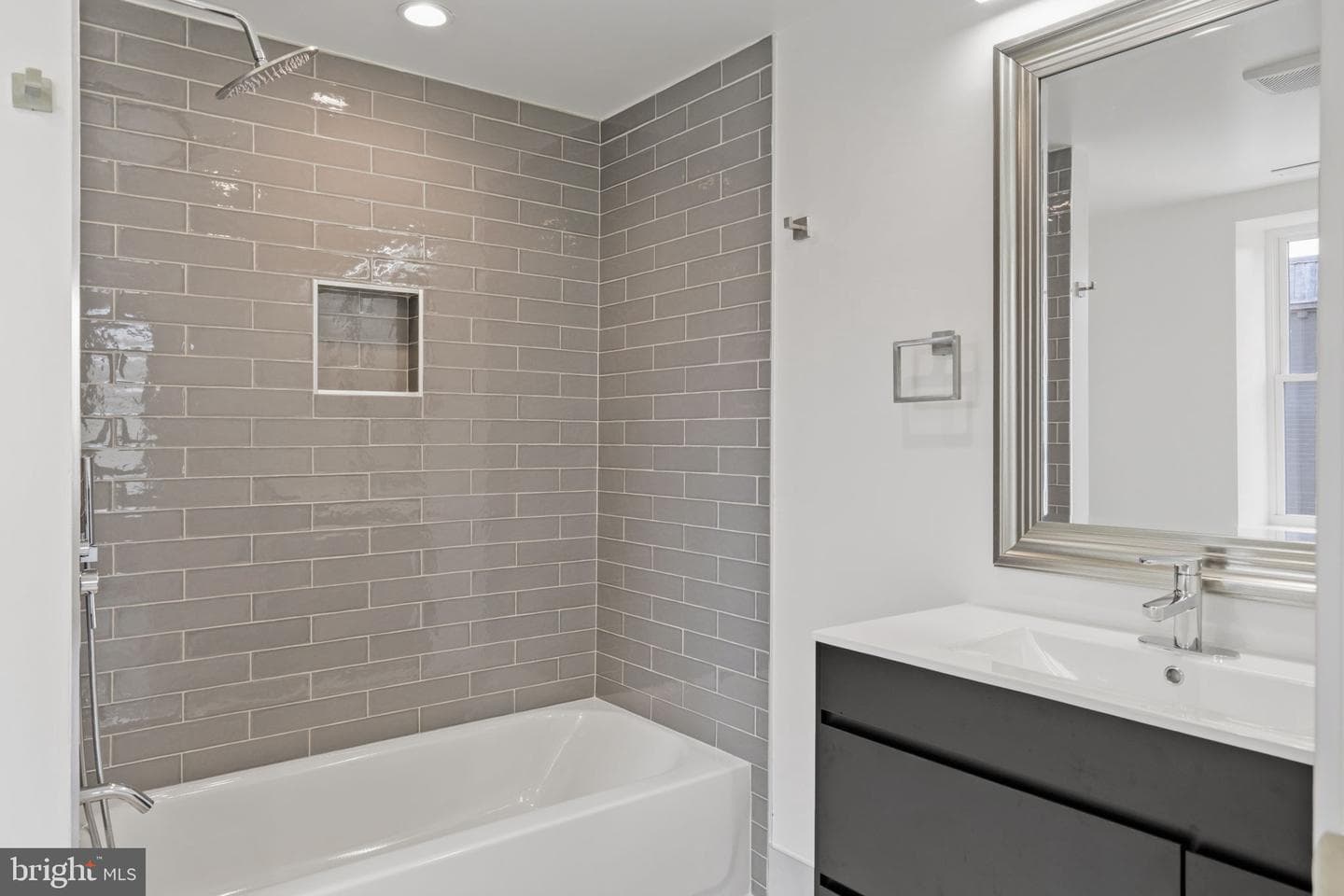 1240 S 21st Street photo 24