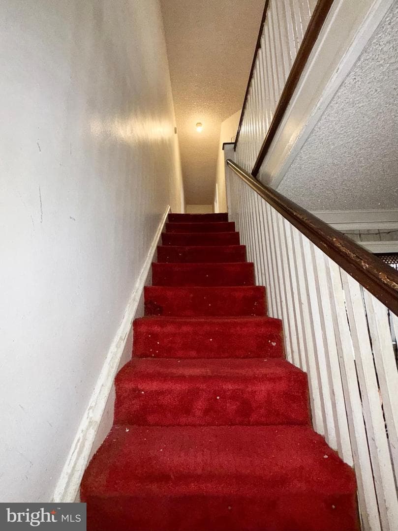 5461 Diamond Street photo 23