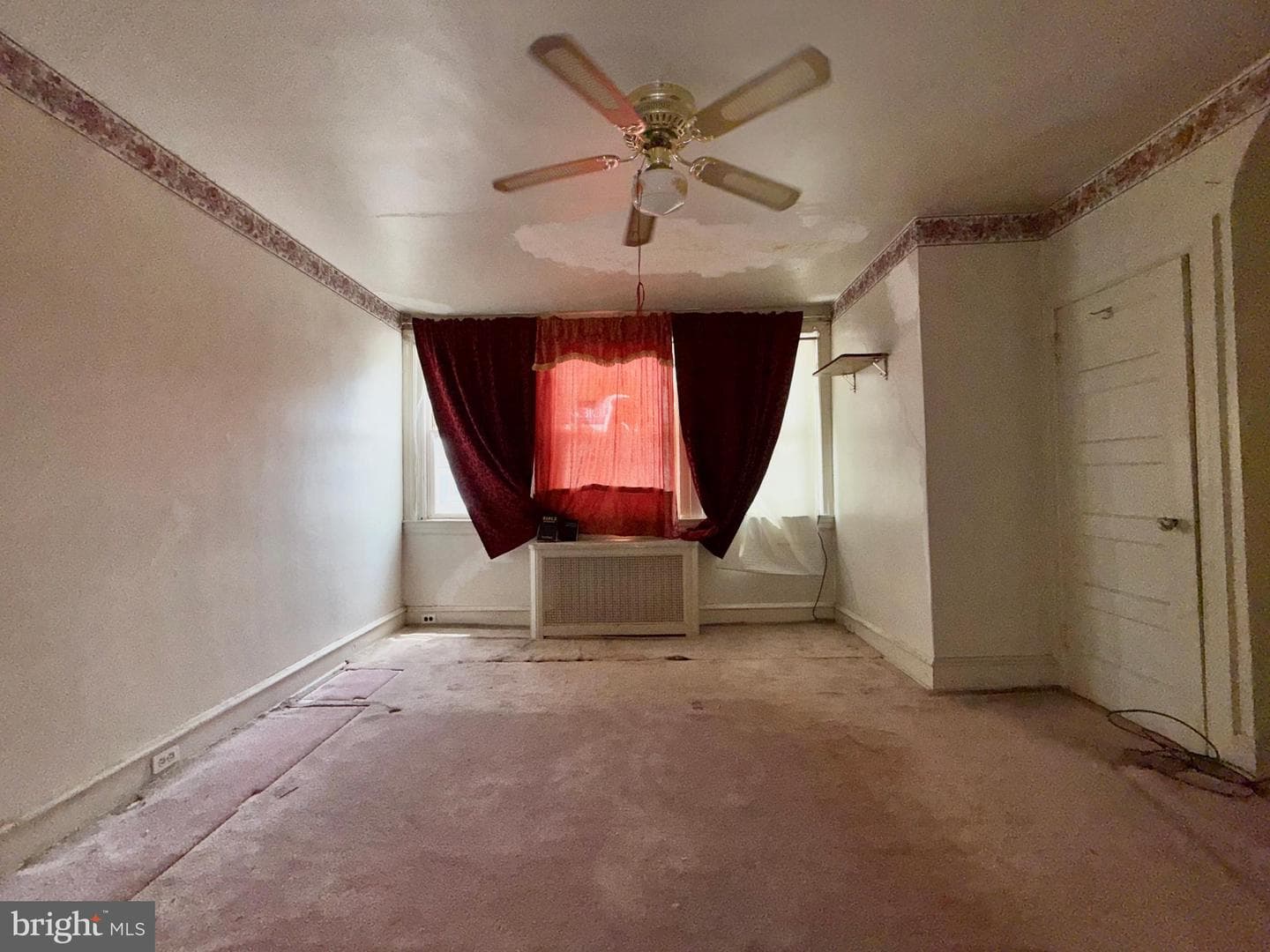 5461 Diamond Street photo 27